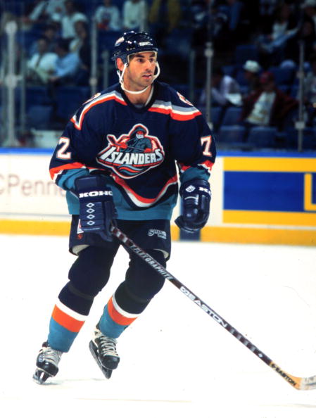 Islanders Mathieu Schneider